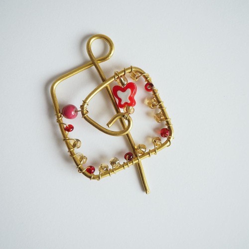 Spinka do szala - Zakręcony Kwadrat