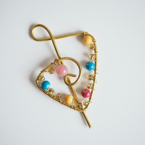 Spinka do szala - Kolory